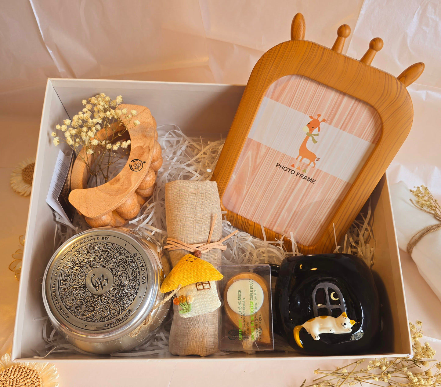 Cozy Cuddles – New Mom Keepsake Hamper